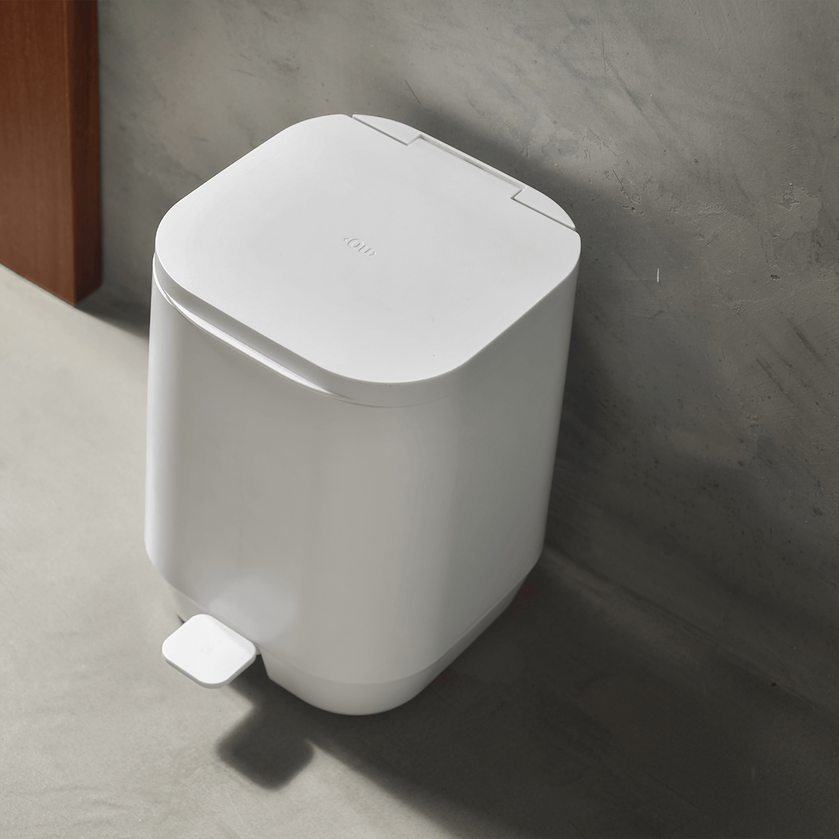 Kit de banheiro com lixeira com pedal Ou 2 peças Linha Aura