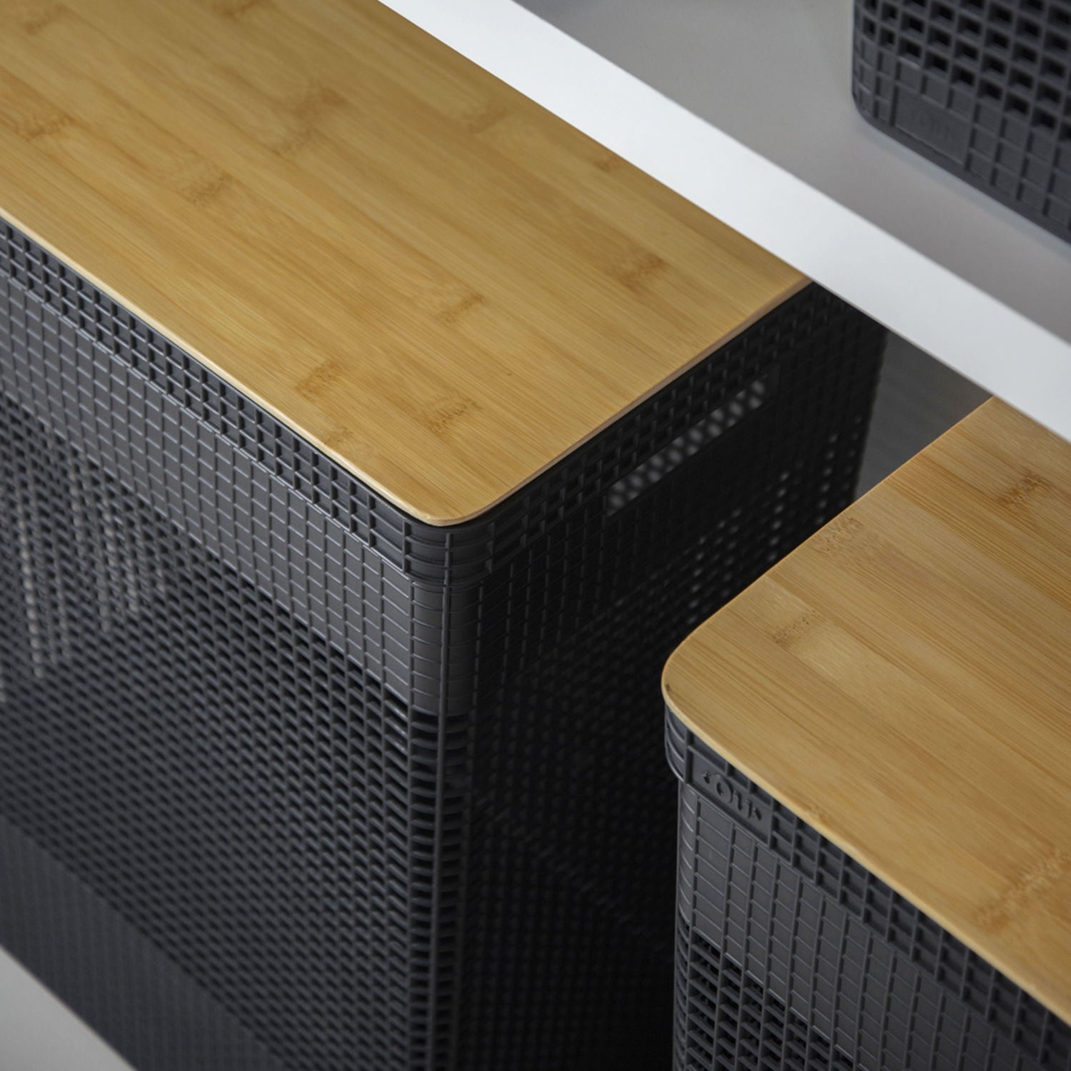 Cesto de roupas Ou 49L com tampa de bambu Linha Grid