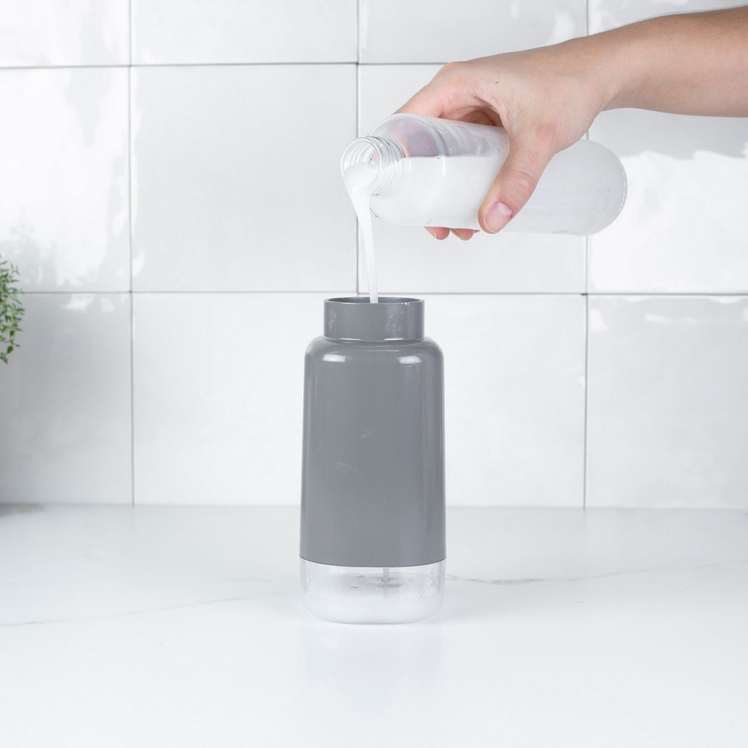Dispenser para detergente premium Ou 500ml Linha Trium