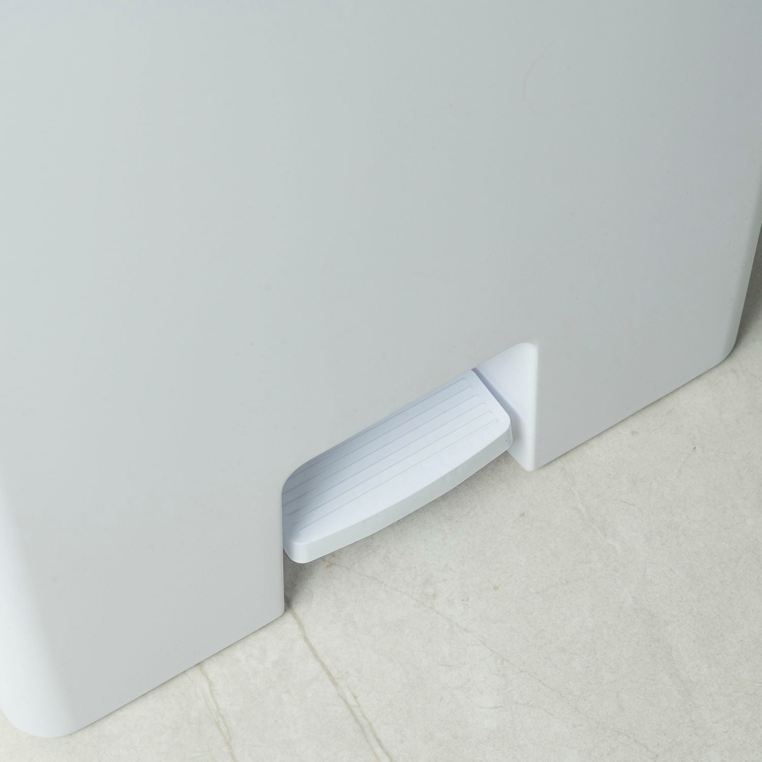 Lixeira com pedal com duplo compartimento Ou 30L Linha Trium