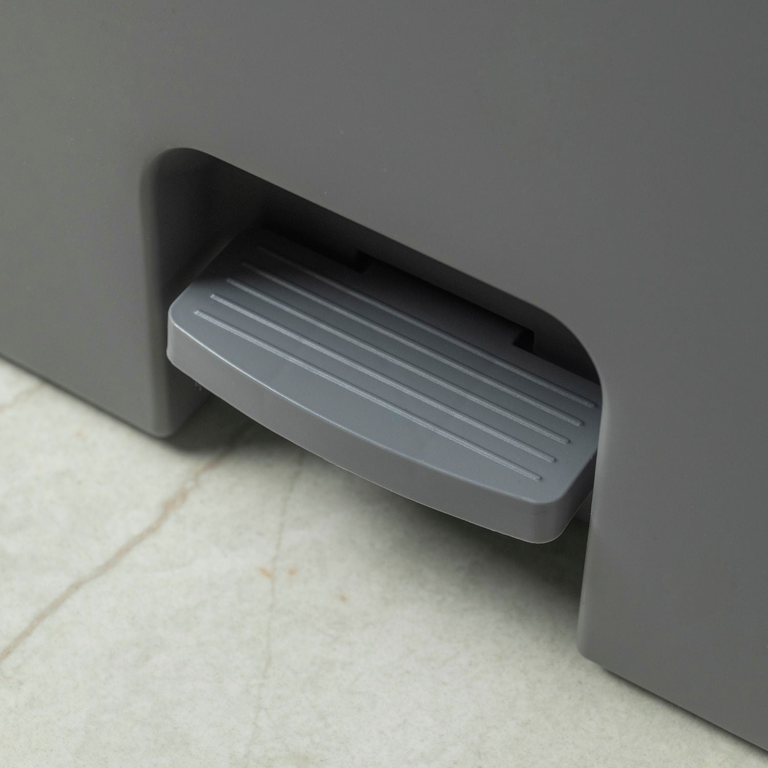 Lixeira com pedal Ou 50L Linha Trium