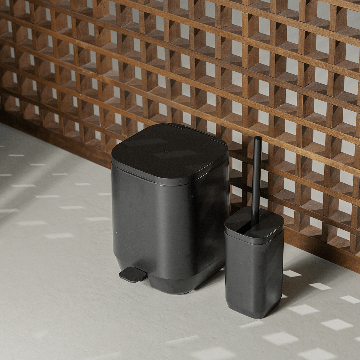 Kit de Banheiro com Lixeira de Piso/Parede Ou 2 Peças Linha Aura