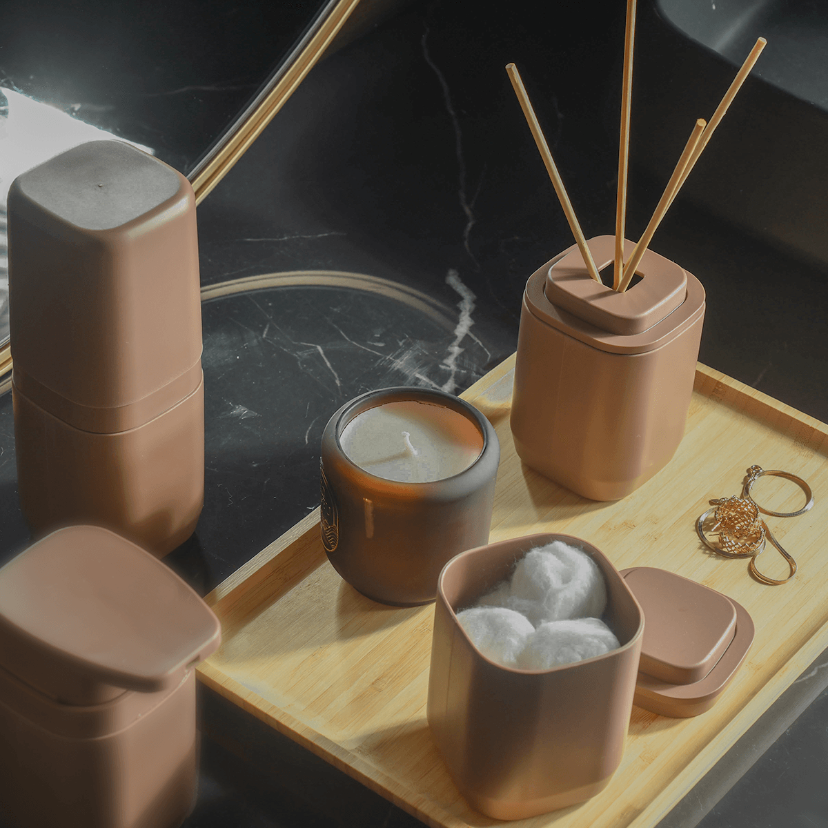 Kit de acessórios de bancada com saboneteira Ou 4 peças Linha Aura