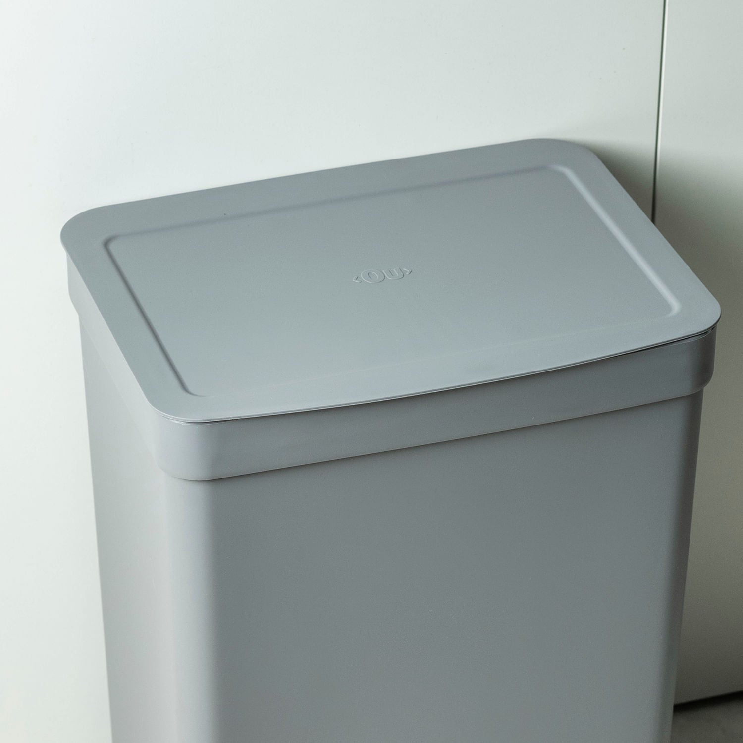 Lixeira com pedal Ou 50L Linha Trium